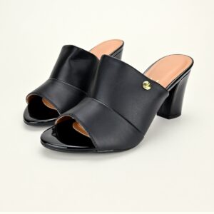 Capa 2 Sandalias Mule de Tacón Alto Negro Elegante para Mujer