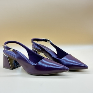 bebece Zapatos destalonados Bebecê T3862-601 en Tono Morado Profundo y Hebilla Dorada