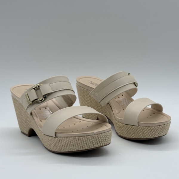 modare Sandalias Modare 7137.148 Ultra Conforto en Tono Crema con Plataforma de Yute y Herraje Dorado