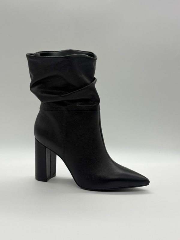 Botines arrugada via marte 063-020-01 taco 9 en Napa Negra y Punta Fina