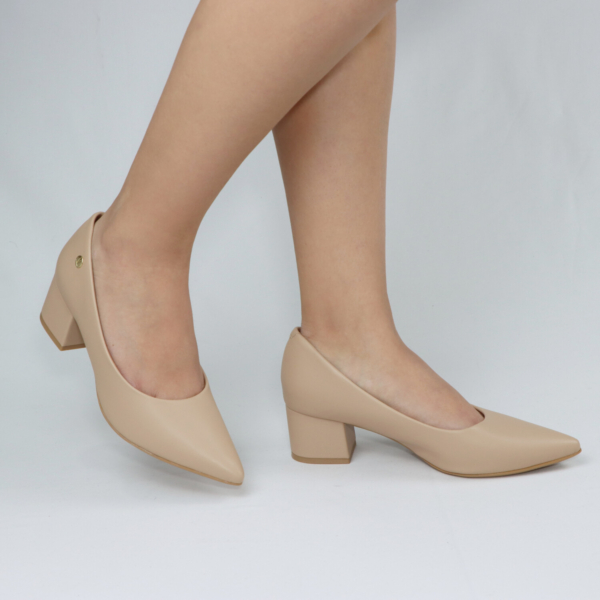 Zapatos de Vestir Vizzano 1220.315 taco 5 en Cuero Sintético Mate Beige