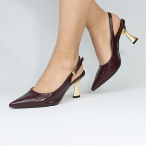 Zapato destalonado Via Marte 145-012-04 taco 7 Guinda Texturizado con Taco Copa Dorado