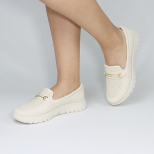 Mocasines Confort Piccadilly 950052-1 blanco off y Detalle Dorado